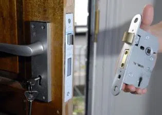  Denver Neighborhood Locksmith Denver, CO 303-357-8307